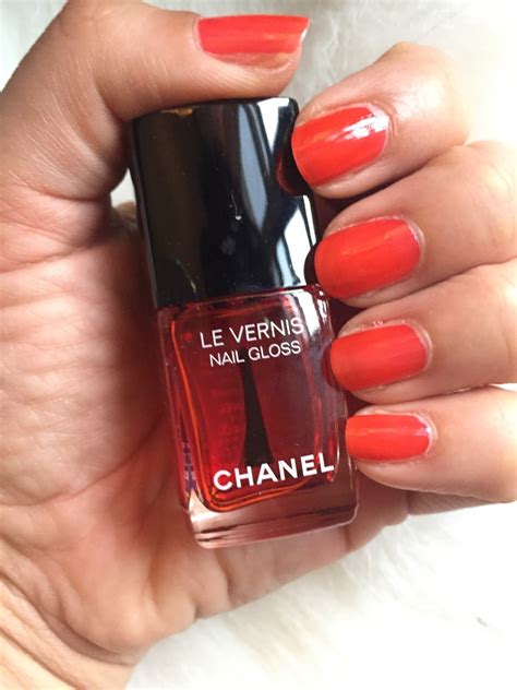 chanel le vernis nail gloss rouge radical|Chanel Le Vernis Nail Gloss .